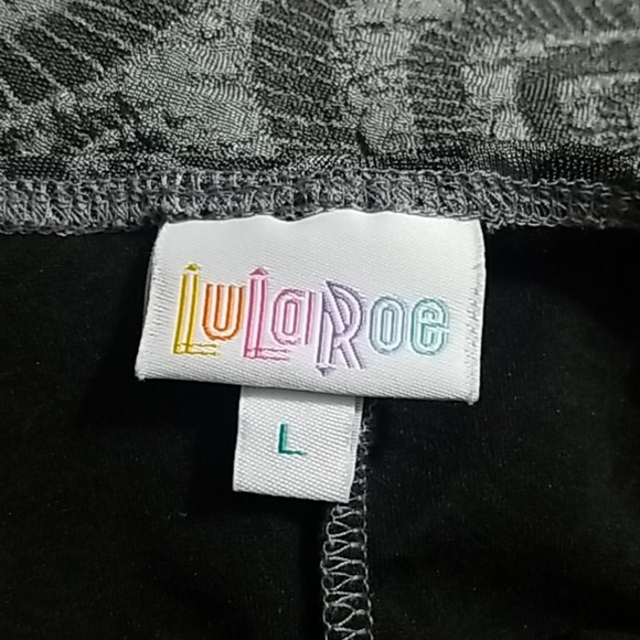 Luluroe Ladies shrug - Picture 4 of 5